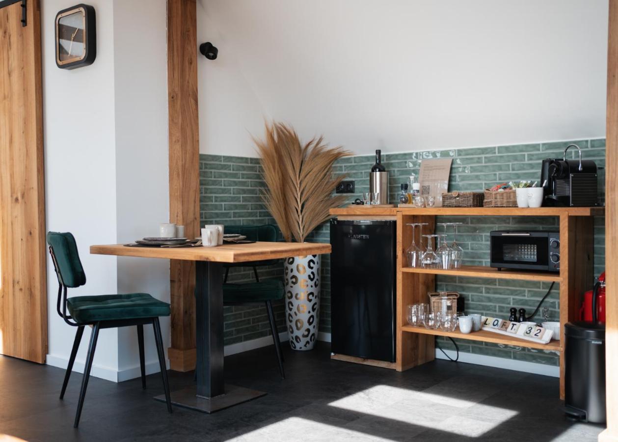 Bed and Breakfast Loft 32 Winsum  Экстерьер фото